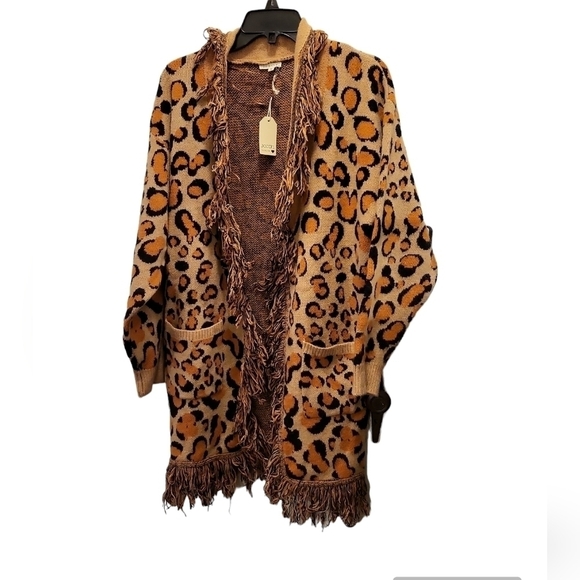 NWT Jodifl Med Cheetah print cardigan long oversized fringe - Picture 2 of 16